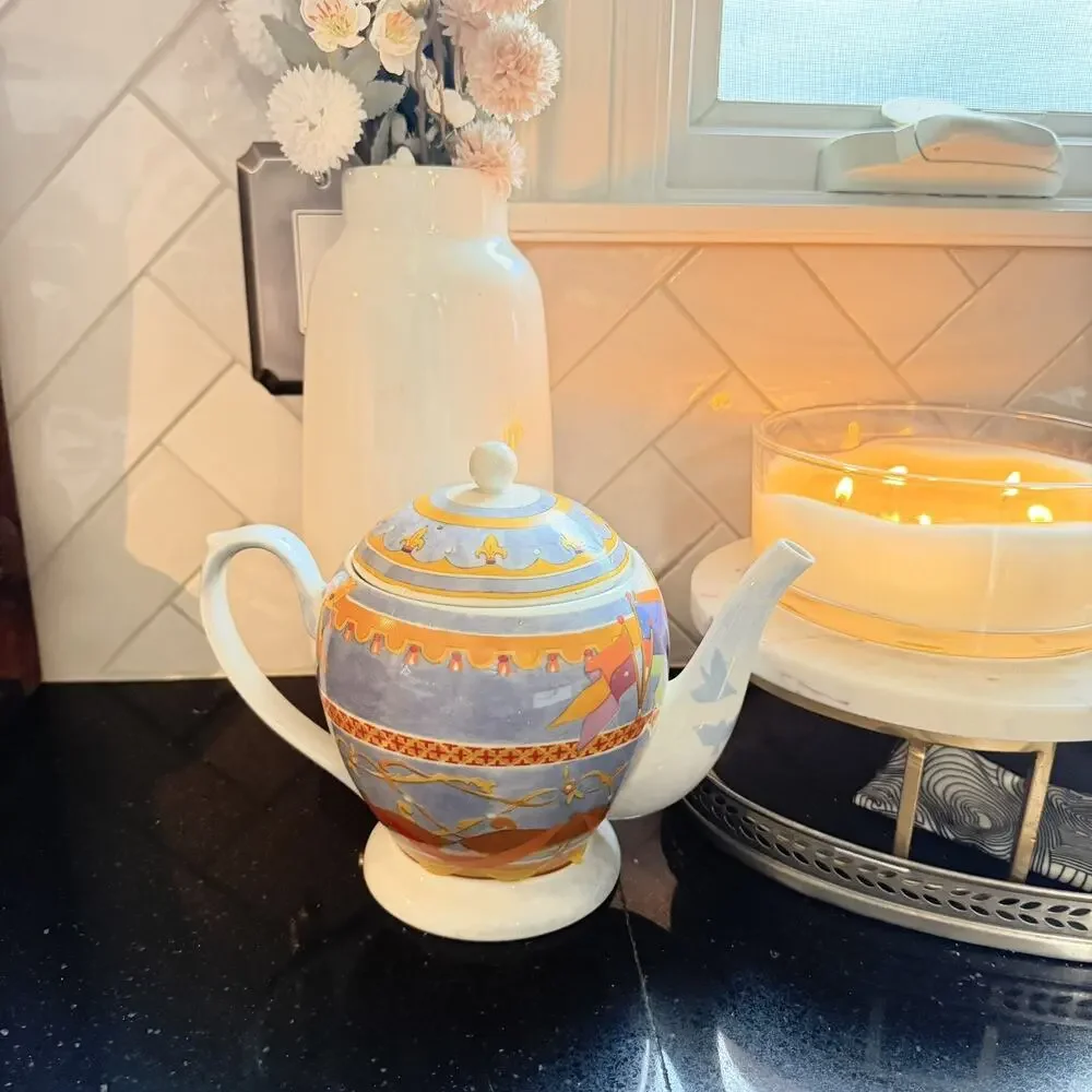 Williams-Sonoma MONTGOLFIERE Teapot - 4 Cup Hot Air Balloons - FREE U.S.SHIPPING